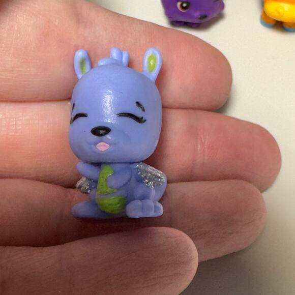 Hatchimals lot of 12 Colleggtibles Collectible Figures Small Tiny Animals Pets - Picture 4 of 14